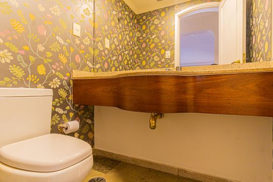 Apartamento mobiliado com 3 quartos, varanda e quintal. Piscina e academia no condomínio. Ideal para comprar. — foto 19