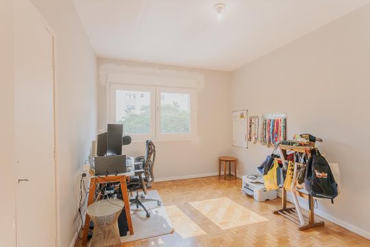 Comprar apartamento em Pinheiros com 3 quartos. — Quarto 1