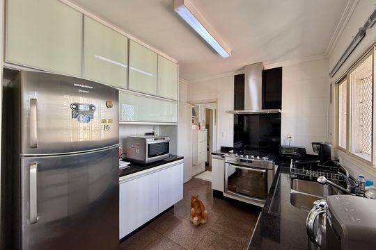 Venda de apartamento mobiliado no Brooklin com 4 quartos, 2 suítes, academia, piscina, garden e closet. — Cozinha 