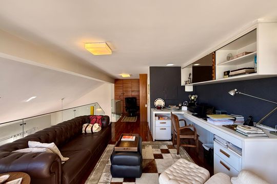 Venda de apartamento mobiliado no Brooklin com 4 quartos, 2 suítes, academia, piscina, garden e closet. — Sala Cobertura