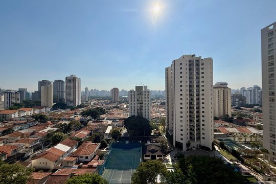 Venda de apartamento mobiliado no Brooklin com 4 quartos, 2 suítes, academia, piscina, garden e closet. — Vista Terraço