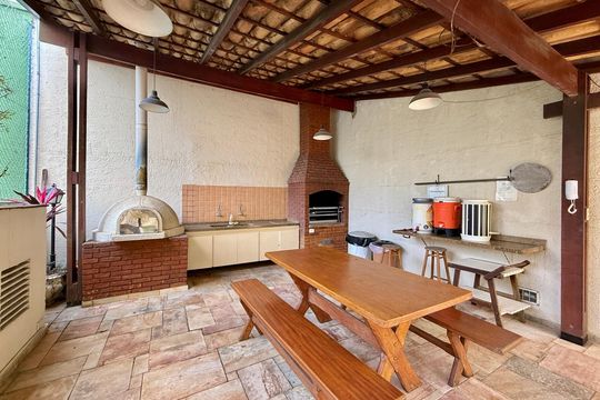 Venda de apartamento mobiliado no Brooklin com 4 quartos, 2 suítes, academia, piscina, garden e closet. — Churrasqueira 
