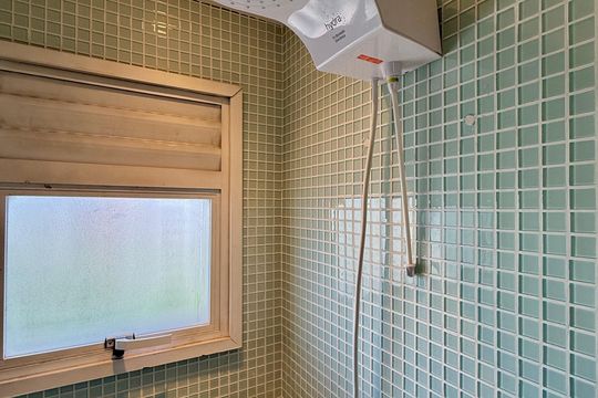 Venda de apartamento mobiliado no Brooklin com 4 quartos, 2 suítes, academia, piscina, garden e closet. — Banheiro Social 