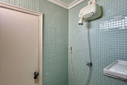 Venda de apartamento mobiliado no Brooklin com 4 quartos, 2 suítes, academia, piscina, garden e closet. — Banheiro Estúdio 