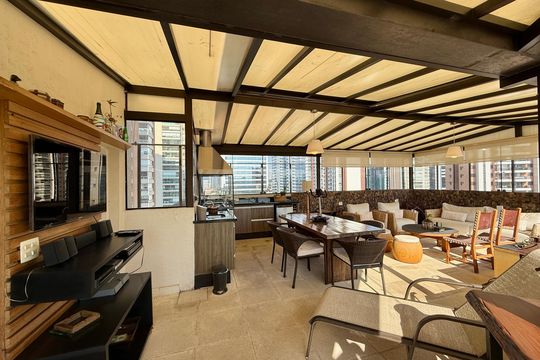 Venda de apartamento mobiliado no Brooklin com 4 quartos, 2 suítes, academia, piscina, garden e closet. — Terraço