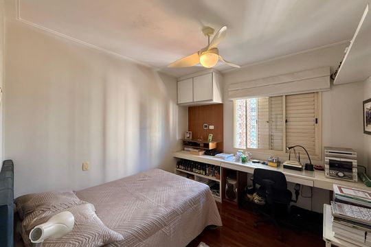 Venda de apartamento mobiliado no Brooklin com 4 quartos, 2 suítes, academia, piscina, garden e closet. — Quarto 3