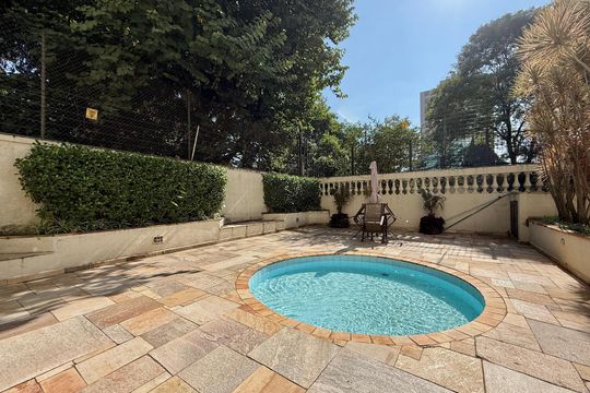 Venda de apartamento mobiliado no Brooklin com 4 quartos, 2 suítes, academia, piscina, garden e closet. — Piscina 