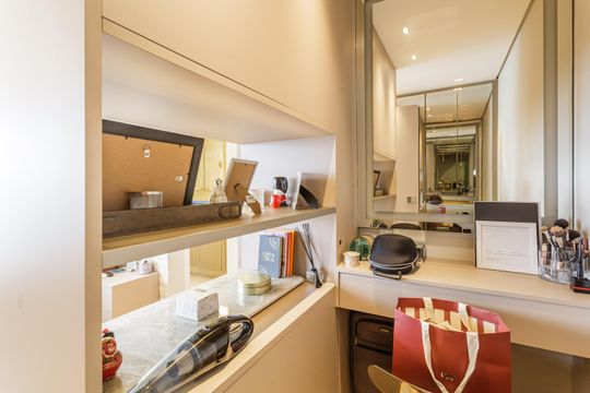 Apartamento mobiliado em Indianópolis com 3 quartos e varanda gourmet, ideal para comprar. — Suíte 3
