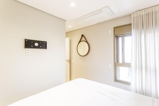 Apartamento mobiliado em Indianópolis com 3 quartos e varanda gourmet, ideal para comprar. — Suíte 2