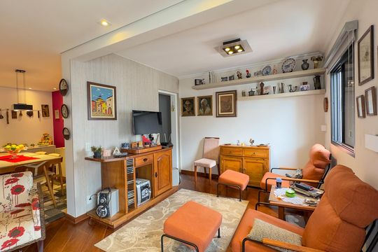 Apartamento no Brooklin Novo com varanda, 3 quartos e academia. Ideal para comprar. — Sala