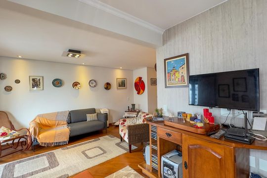 Apartamento no Brooklin Novo com varanda, 3 quartos e academia. Ideal para comprar. — Sala