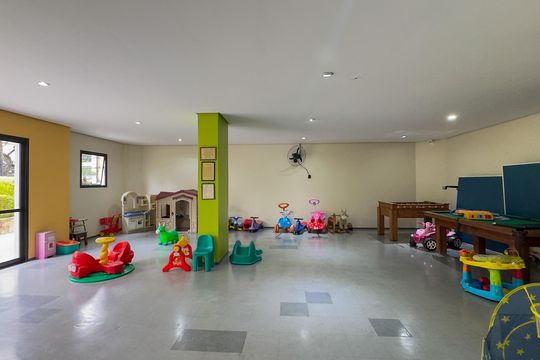 Apartamento no Brooklin Novo com varanda, 3 quartos e academia. Ideal para comprar. — Brinquedoteca