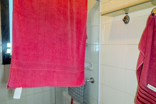 Apartamento no Brooklin Novo com varanda, 3 quartos e academia. Ideal para comprar. — Banheiro