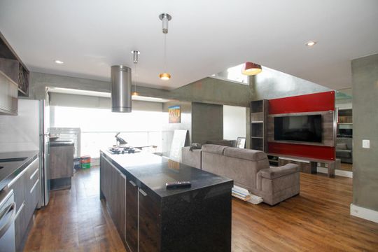 Apartamento para compra, 2 quartos, 1 suíte, closet, mobiliado. — foto 1