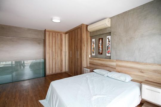 Apartamento para compra, 2 quartos, 1 suíte, closet, mobiliado. — Suíte