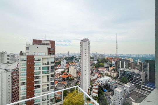 Apartamento para comprar no Alto da Lapa, 4 quartos, mobiliado. Churrasqueira e piscina no condomínio. — Vista