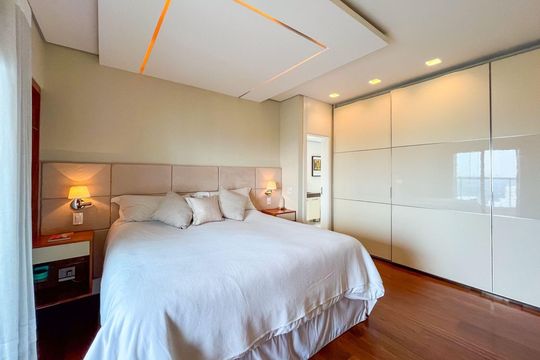 Apartamento para comprar no Alto da Lapa, 4 quartos, mobiliado. Churrasqueira e piscina no condomínio. — Quarto