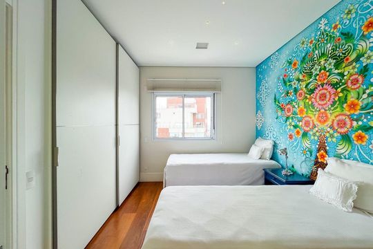 Apartamento para comprar no Alto da Lapa, 4 quartos, mobiliado. Churrasqueira e piscina no condomínio. — Quarto