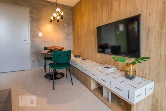 Compra apartamento mobiliado na Vila Clementino com 2 quartos, varanda gourmet e piscina no condomínio. — foto 6