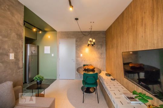 Compra apartamento mobiliado na Vila Clementino com 2 quartos, varanda gourmet e piscina no condomínio. — foto 9