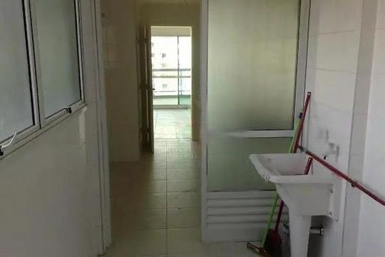 Apartamento mobiliado na Pompeia com 4 quartos, varanda e animais permitidos. Excelente compra! — foto 4