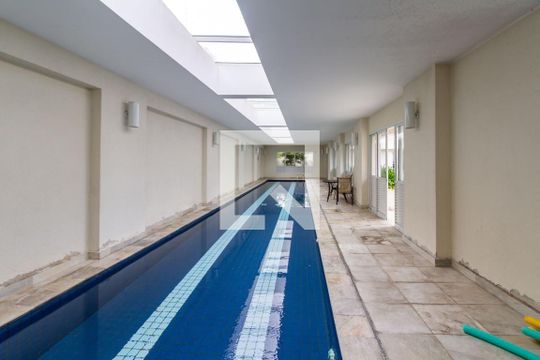 Venda de apartamento mobiliado no Itaim Bibi com varanda gourmet e academia. 4 suítes. — Área comum