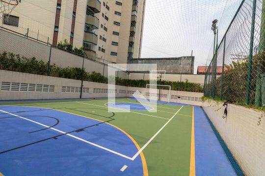 Venda de apartamento mobiliado no Itaim Bibi com varanda gourmet e academia. 4 suítes. — Quadra Esportiva