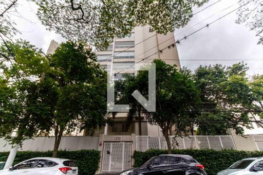 Venda de apartamento mobiliado no Itaim Bibi com varanda gourmet e academia. 4 suítes. — Fachada