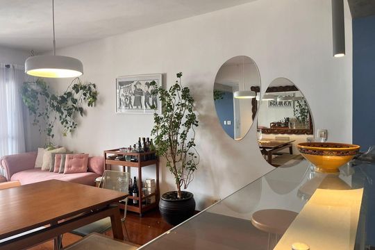 Comprar apartamento na Vila Madalena com 2 quartos. — Sala de Jantar