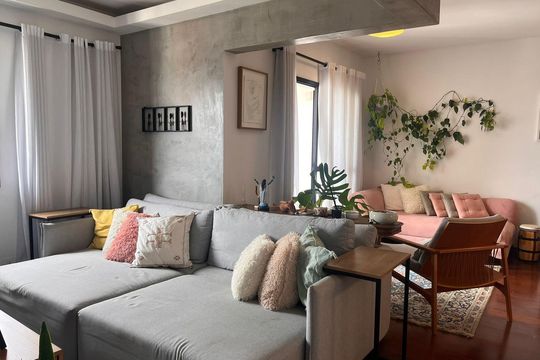 Comprar apartamento na Vila Madalena com 2 quartos. — Sala