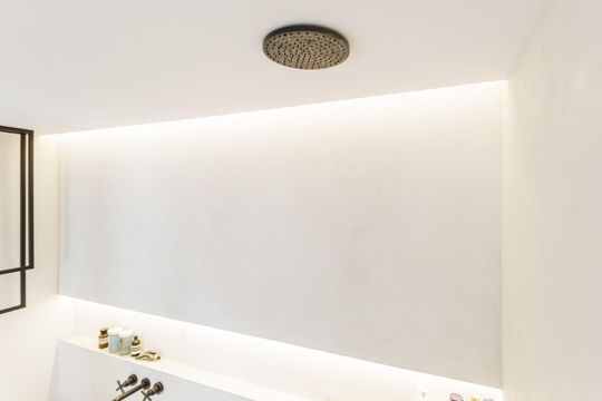 Comprar apartamento na Vila Olímpia com 2 suítes e piscina no condomínio. — Banheiro da Suíte 2