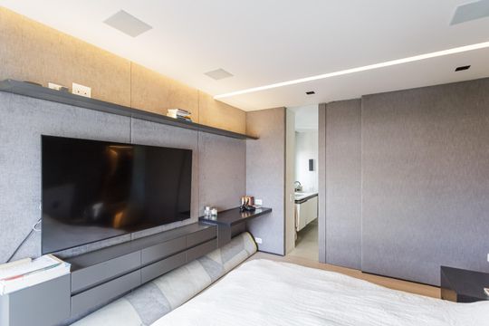 Comprar apartamento na Vila Olímpia com 2 suítes e piscina no condomínio. — Suíte 2
