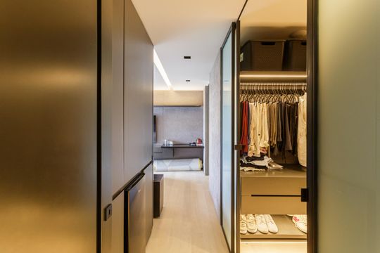 Comprar apartamento na Vila Olímpia com 2 suítes e piscina no condomínio. — Suíte 2