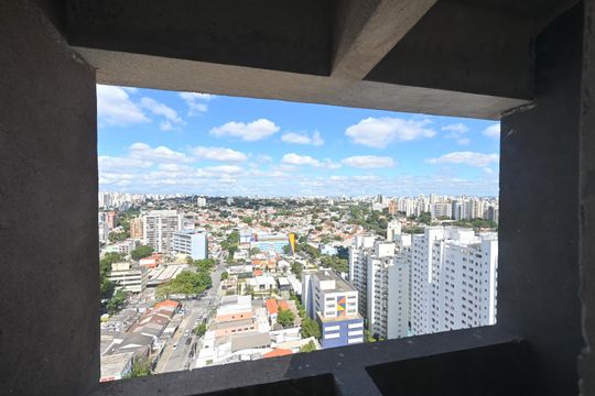 Apartamento na Vila Clementino com 2 quartos, varanda e piscina no condomínio. Excelente compra! — Vista do Quarto 2