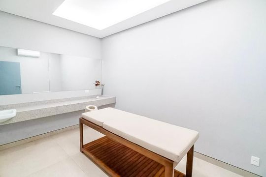 Apartamento na Vila Clementino com 2 quartos, varanda e piscina no condomínio. Excelente compra! — Sala de Massagem