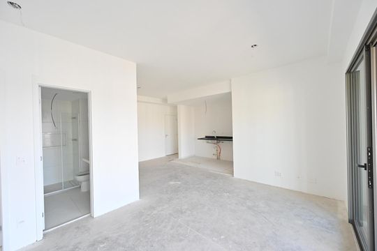Apartamento na Vila Clementino com 2 quartos, varanda e piscina no condomínio. Excelente compra! — Sala