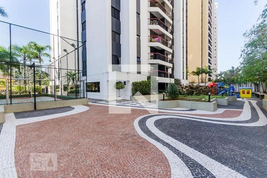 Compra apartamento mobiliado em Indianópolis com 3 quartos, quintal e varanda gourmet. — Área comum