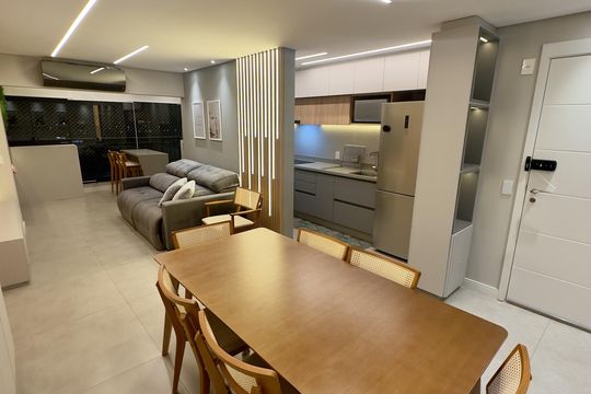 Comprar apartamento na Lapa, 3 quartos, 1 suíte, academia, mobiliado. — Cozinha
