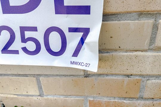 Apartamento mobiliado com 3 quartos, varanda gourmet e churrasqueira no condomínio, para comprar. — MWXC-27