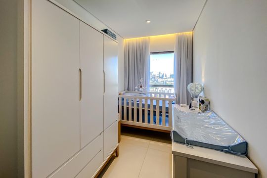 Apartamento mobiliado com 3 quartos, varanda gourmet e churrasqueira no condomínio, para comprar. — Quarto 2