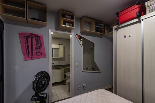 Comprar apartamento com 3 quartos e academia no condomínio. — Suíte 2