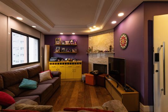 Comprar apartamento com 3 quartos e academia no condomínio. — Sala