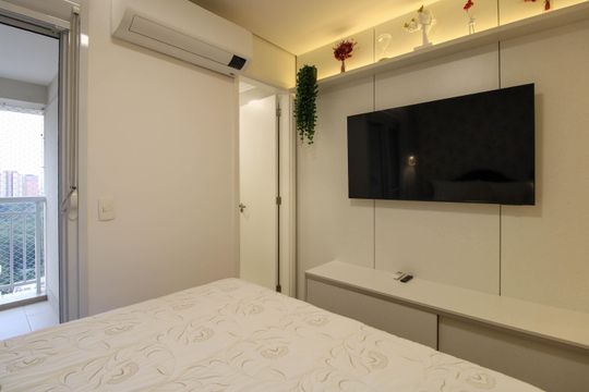 Apartamento mobiliado para comprar em Vila Andrade, 4 suítes, varanda, piscina, academia e churrasqueira. — Suíte 1