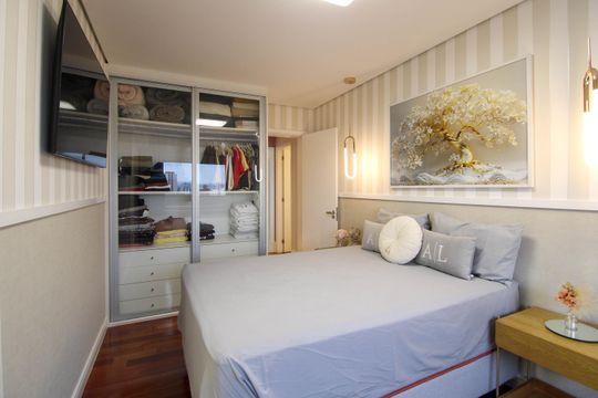 Apartamento mobiliado para comprar em Vila Andrade, 4 suítes, varanda, piscina, academia e churrasqueira. — Suíte 2