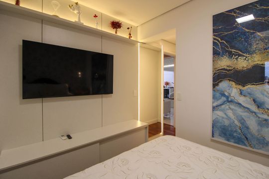 Apartamento mobiliado para comprar em Vila Andrade, 4 suítes, varanda, piscina, academia e churrasqueira. — Suíte 1