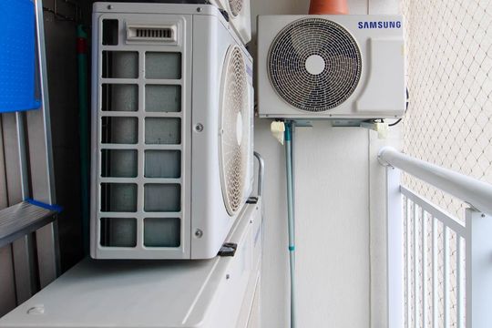 Apartamento mobiliado para comprar em Vila Andrade, 4 suítes, varanda, piscina, academia e churrasqueira. — Área de Serviço
