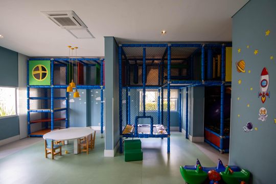 Apartamento mobiliado para comprar em Vila Andrade, 4 suítes, varanda, piscina, academia e churrasqueira. — Brinquedoteca