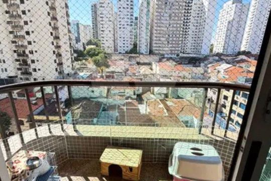 Compra apartamento com 3 suítes e permite animais. — Varanda