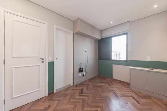 Comprar apartamento com varanda, quintal, 2 quartos e academia no condomínio. — Suite 1