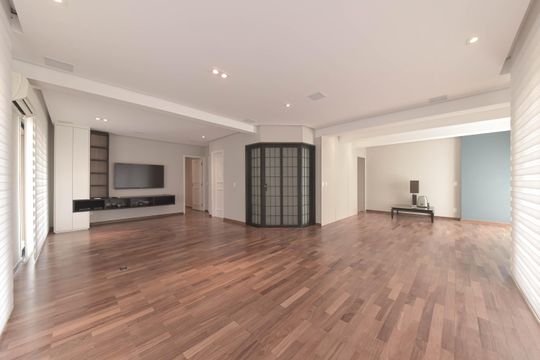 Comprar apartamento com varanda, quintal, 2 quartos e academia no condomínio. — foto 1